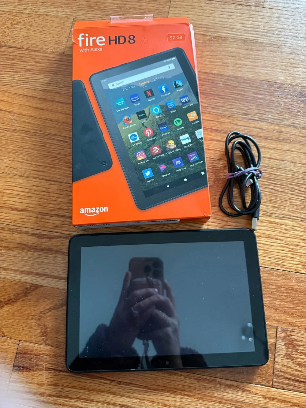 Amazon Fire HD 8 Tablet in Black with Charger